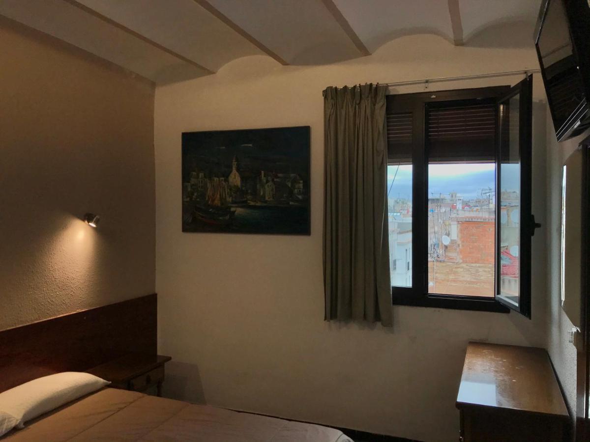 Hostal Radio ברצלונה מראה חיצוני תמונה