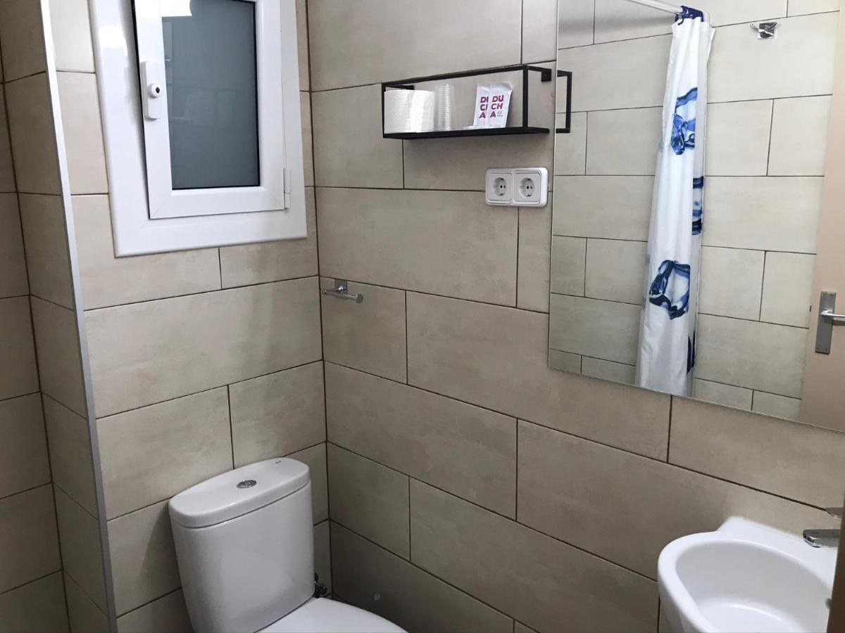 Hostal Radio ברצלונה מראה חיצוני תמונה