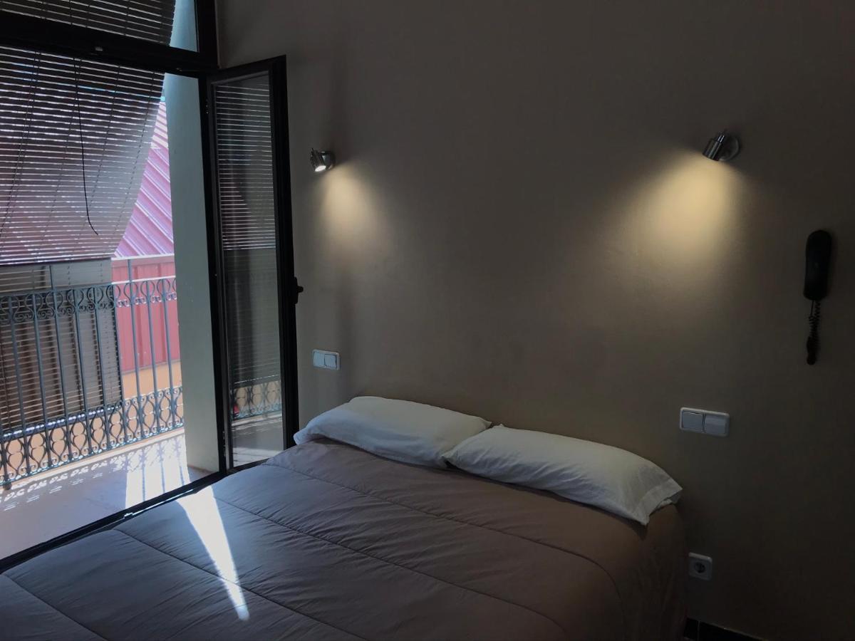 Hostal Radio ברצלונה מראה חיצוני תמונה