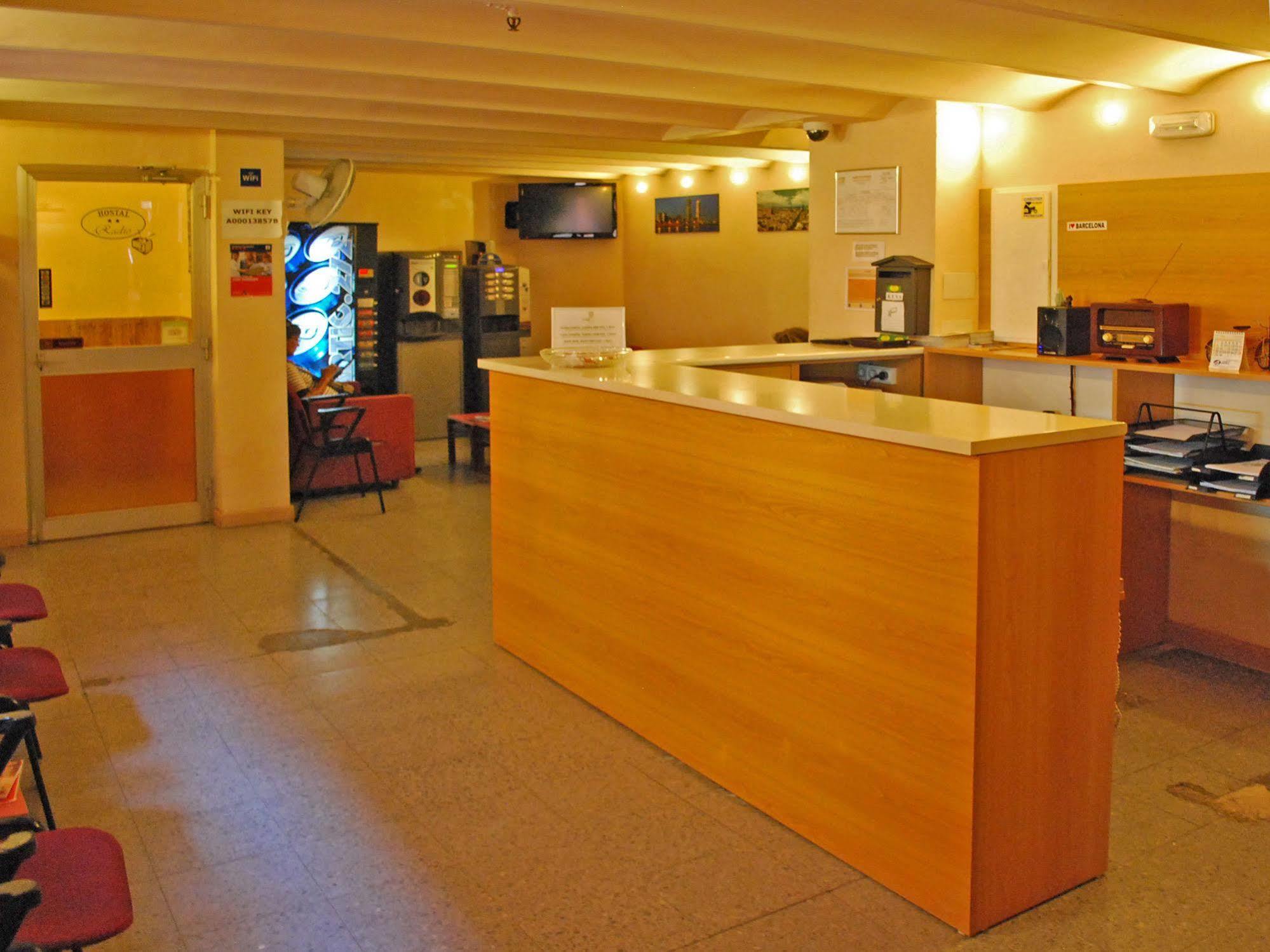 Hostal Radio ברצלונה מראה חיצוני תמונה